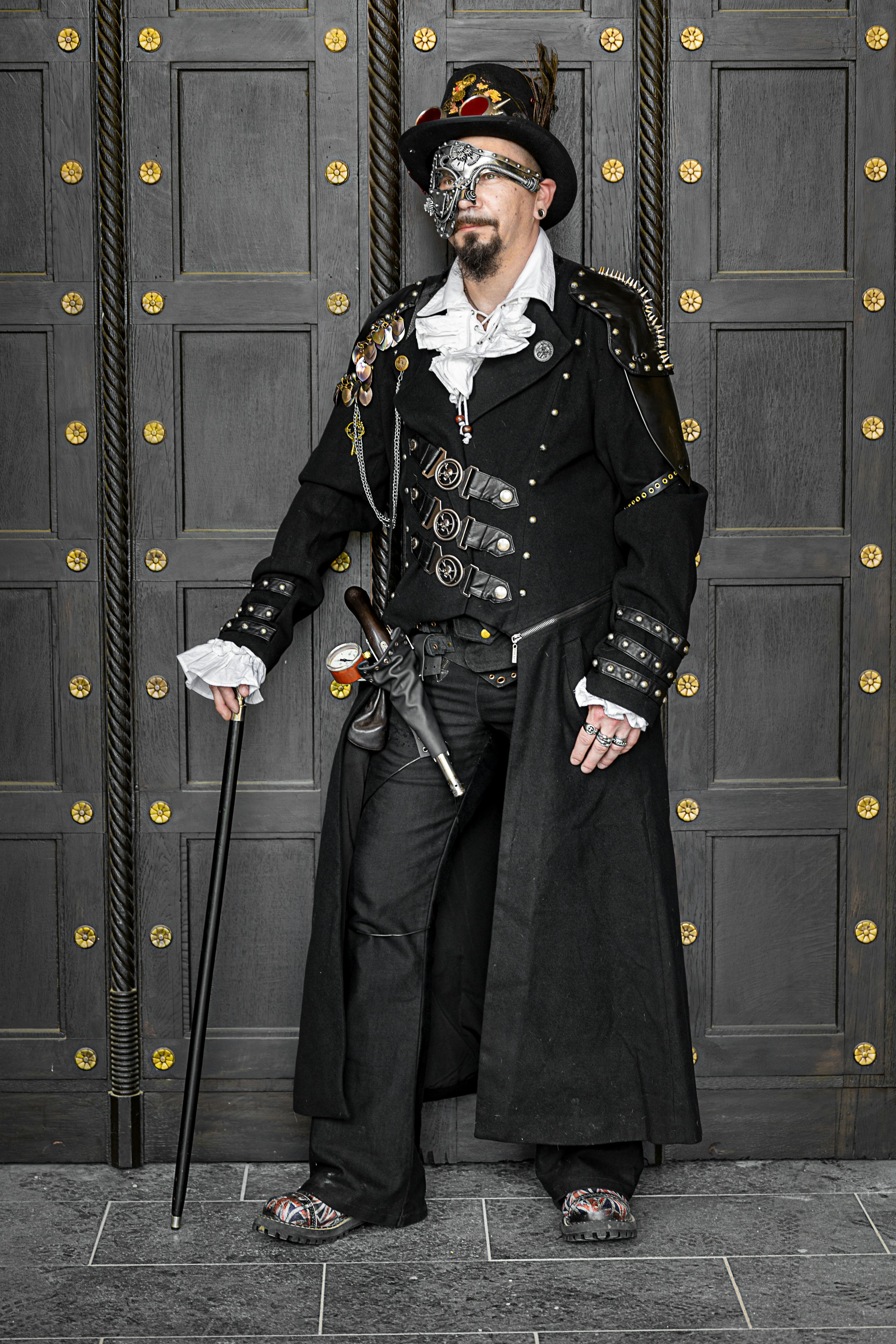 A man in a steam punk pirate costume